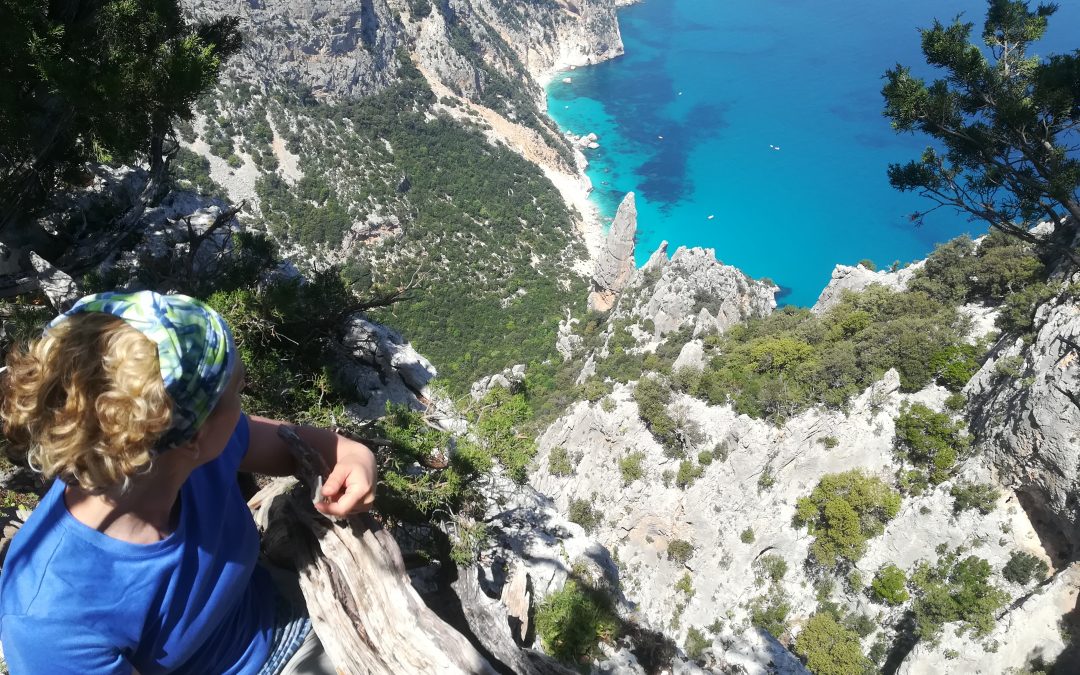 DAL GOLGO A PUNTA SALINAS