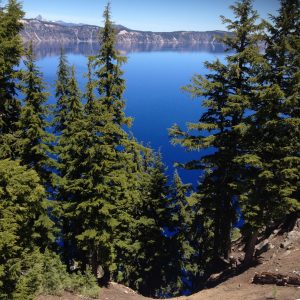 crater-lake-889184_1920